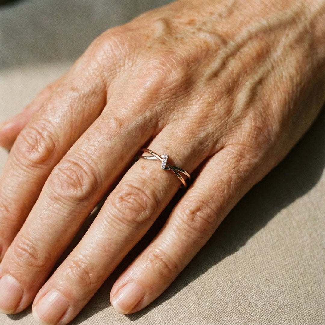 Bague Entrelacée en Or Rose et Argent