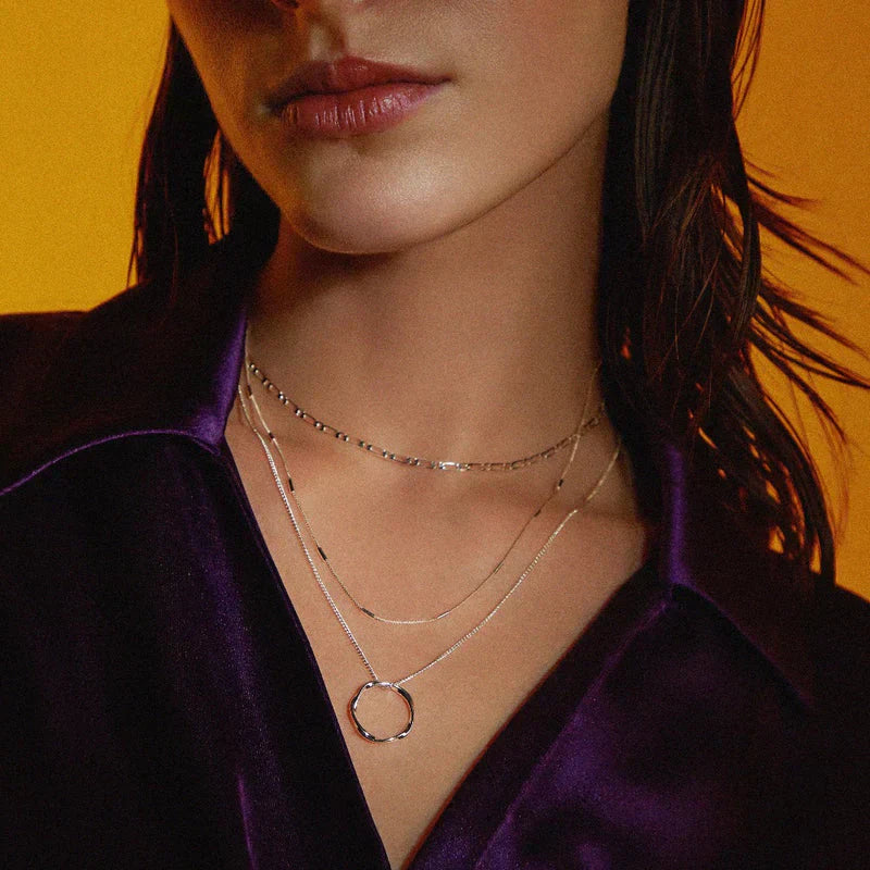 Collier ouvert à trois rangs