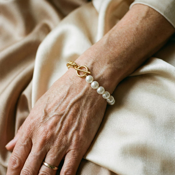 Bracelet Élégant en Or et Perles