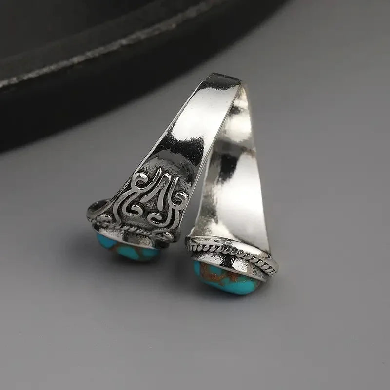 Bague vintage élégante avec croix en turquoise