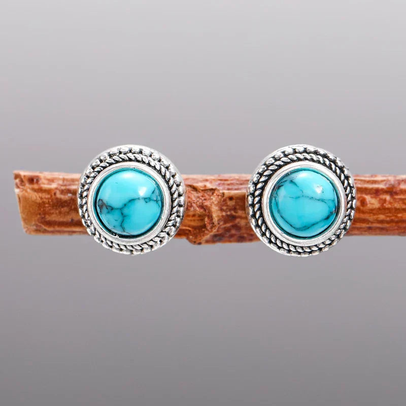 Boucles d'oreilles vintage bohémiques avec une tige en imitation turquoise