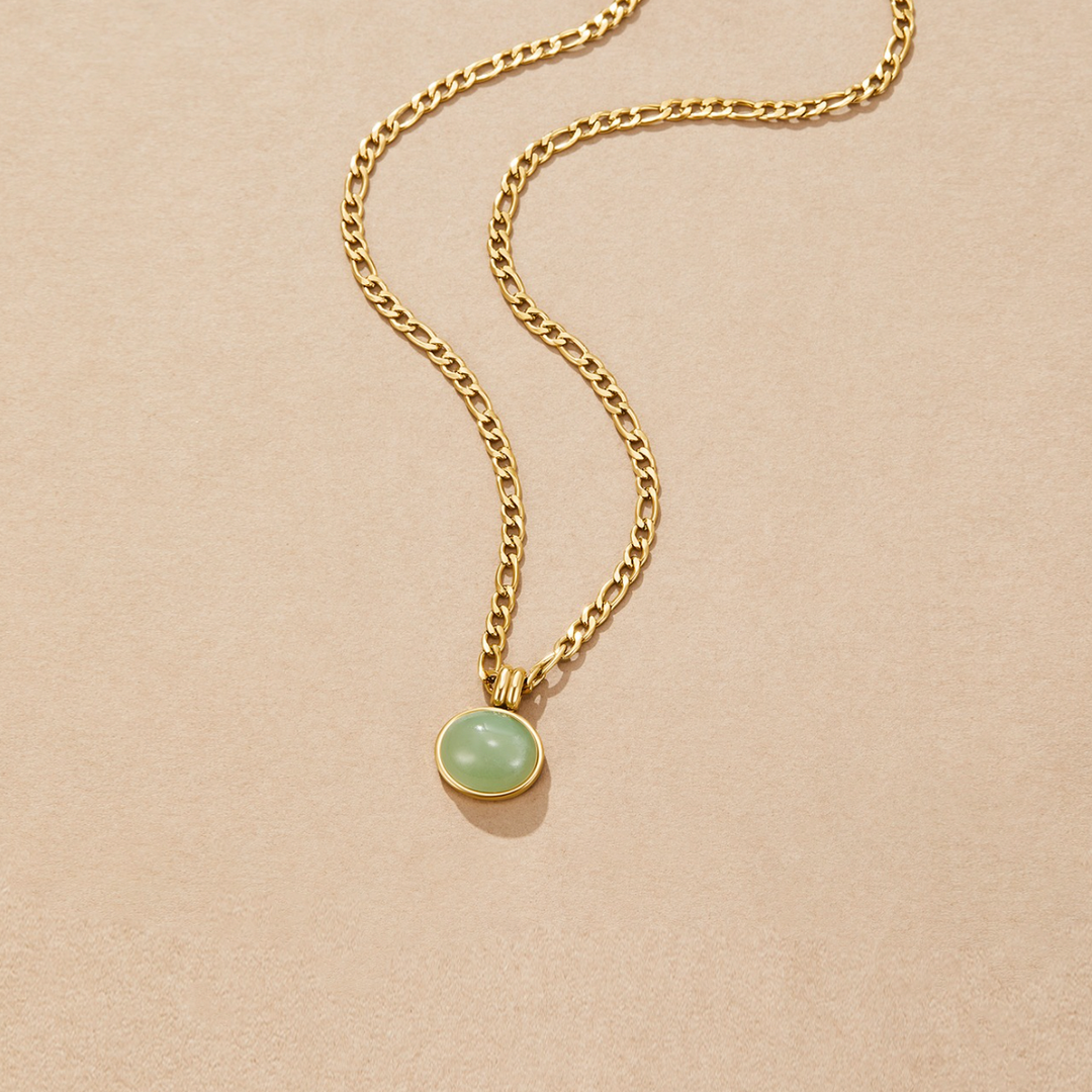Klára-Marie – Collier rond avec pendentif structuré