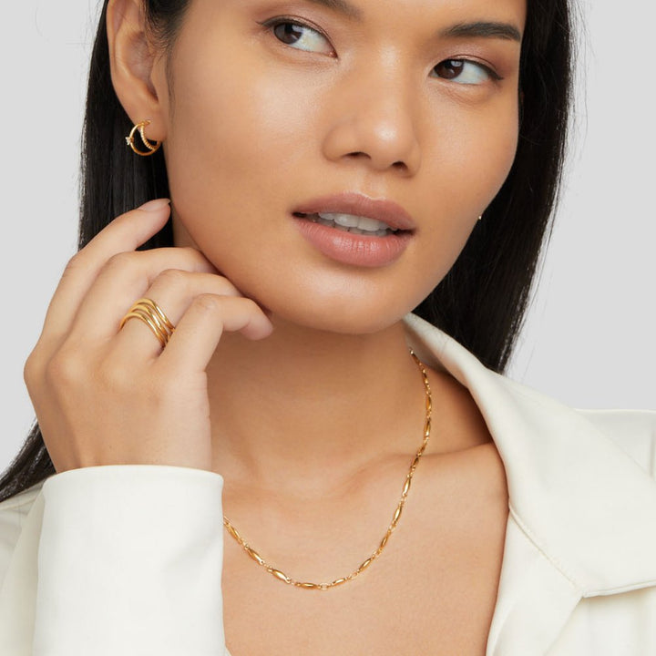 Magdalena – Un délicat collier en or avec des maillons délicats