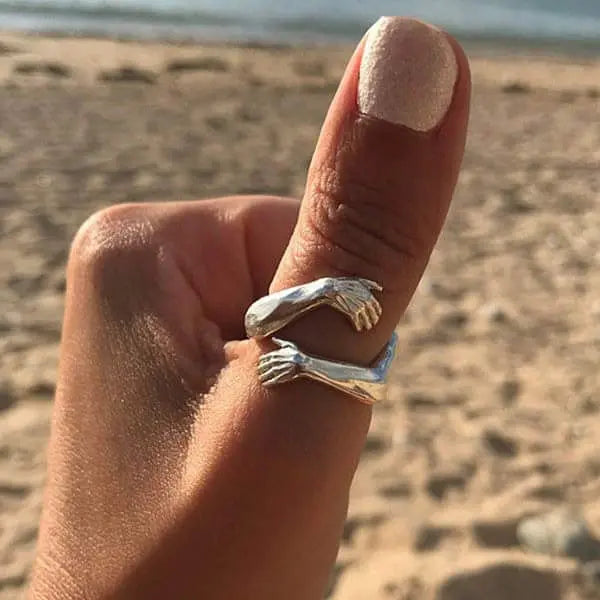 Bague Ajustable Type Étreinte en Argenté