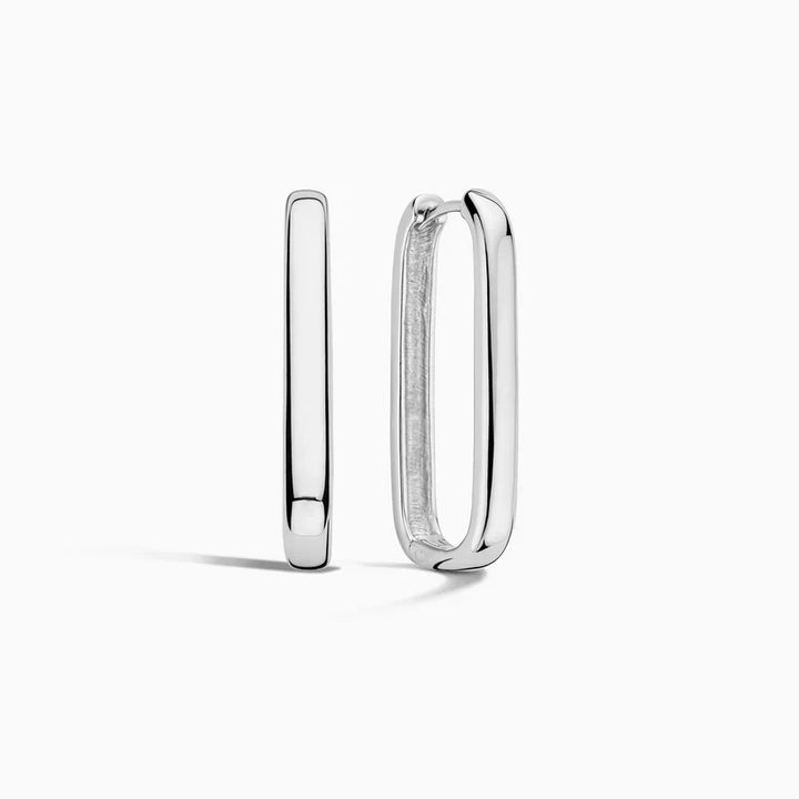 Grands boucles d'oreilles iconiques