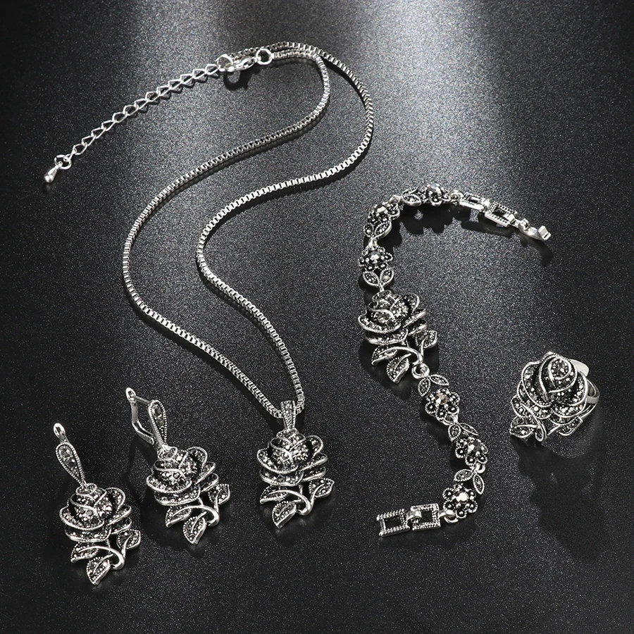 Élégant Ensemble en Argent avec Zircon