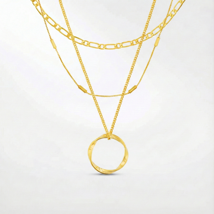 Collier ouvert à trois rangs
