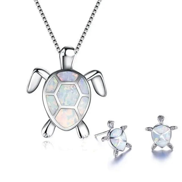 Ensemble de Collier et Boucles d'Oreilles en Tortue de Mer en Opale et Argent